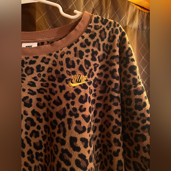 Nike leopard print sweatshirt - Picture 1 of 5